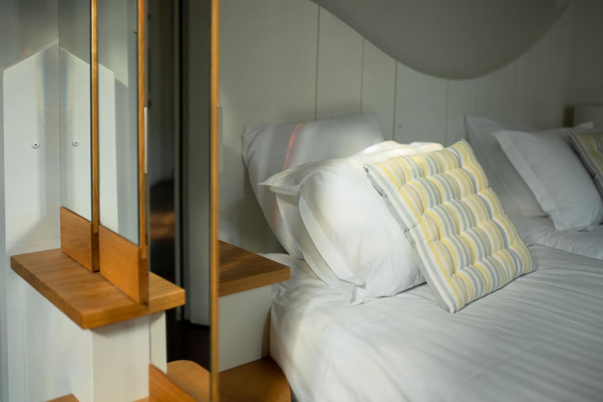 L'Amiral - Leparticulier Collection Aparthotel ชาร์ตร ภายนอก รูปภาพ